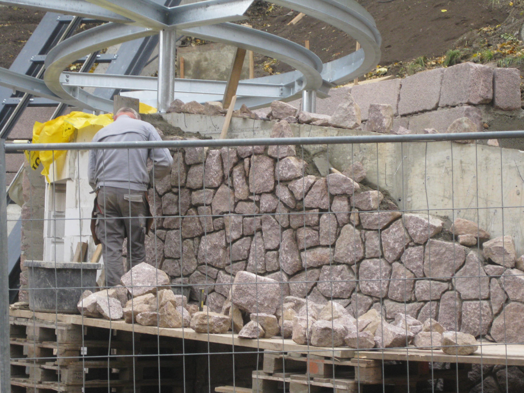 Projekt Bau Bruchsteinwand am Burgberg Meißen
